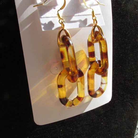 18K Gold Plated Tortoise Earrings - Picture 3 of 4